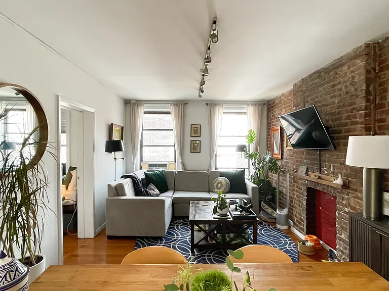 312 W 20th St #6A — Photo 1