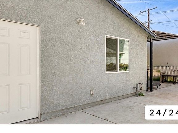 2nd image of 1816 W 22nd St