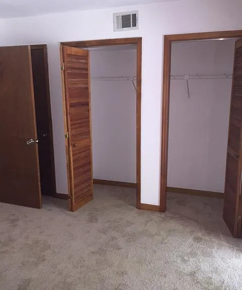 1318 Castelnau Ct — Photo 13