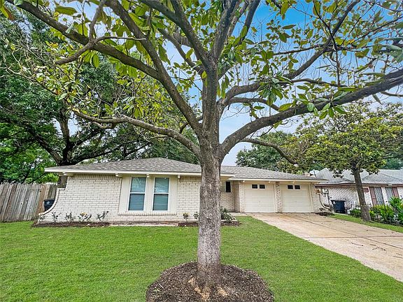 2nd image of 8943 Gauguin Drive