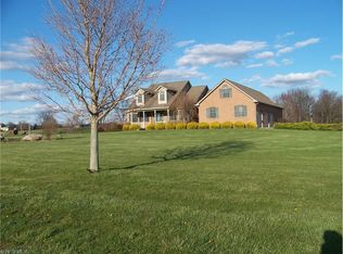 5100 Maple Grove Rd, Shreve, OH 44676