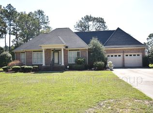 7601 Alameda Dr, Fayetteville, NC 28304