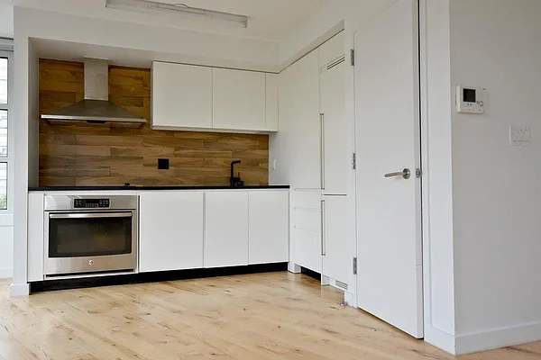 Rented by Bold Marketing | media 13