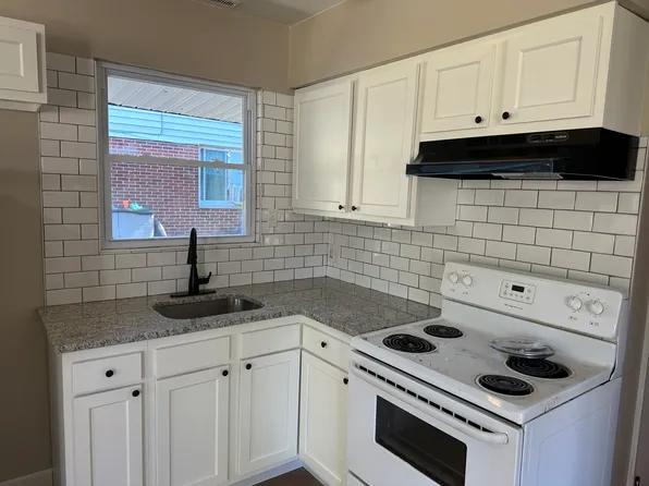 283 Myrtle Dr, Westerville, OH 43081