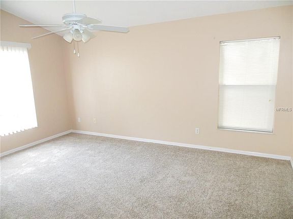 4th image of 1197 Singleton Cir