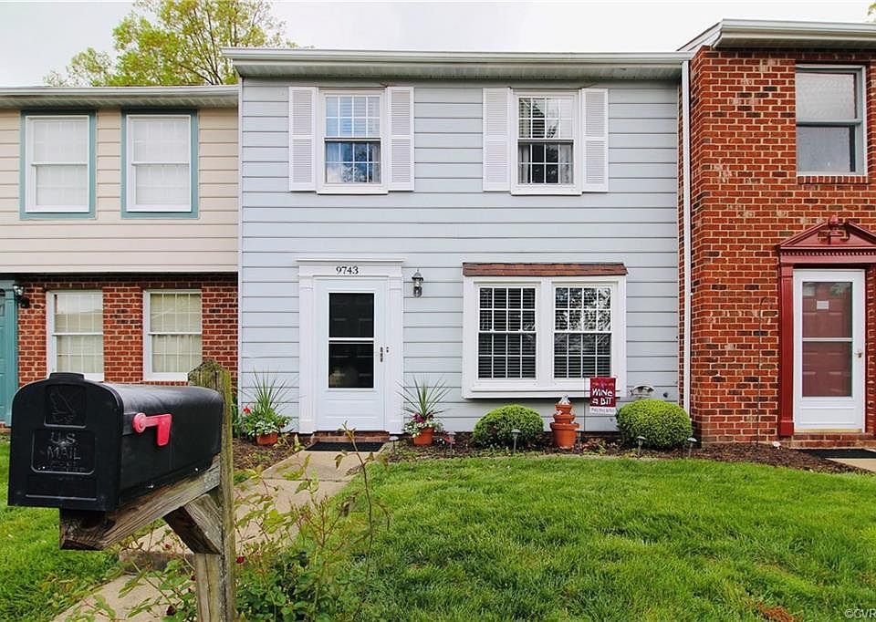 1st image of 9743 Greenmeadow Cir