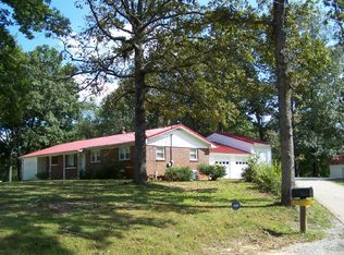 273 Oakdale Rd, Camden, TN 38320