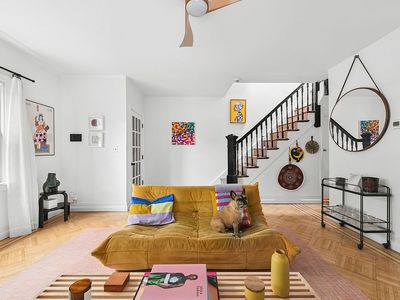 25 Veronica Pl, Brooklyn, NY, 11226