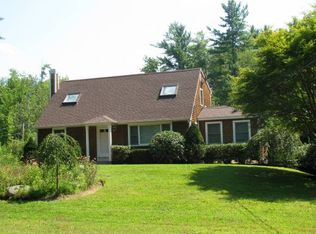 74 Lovering Rd, North Hampton, NH 03862