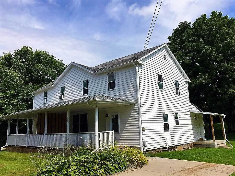 163 Cayuta St