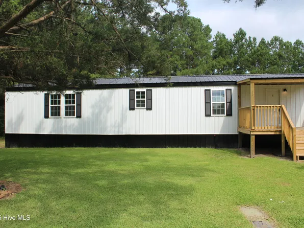 112 Wilson Spur, Richlands, NC 28574