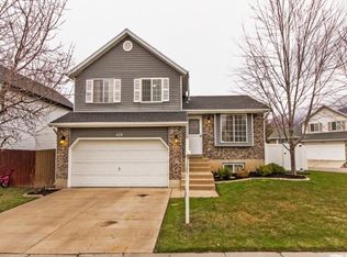 678 W 1900 N, Centerville, UT 84014