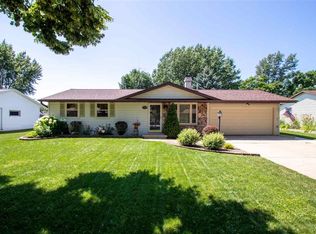 414 Easy St, Green Bay, WI 54311