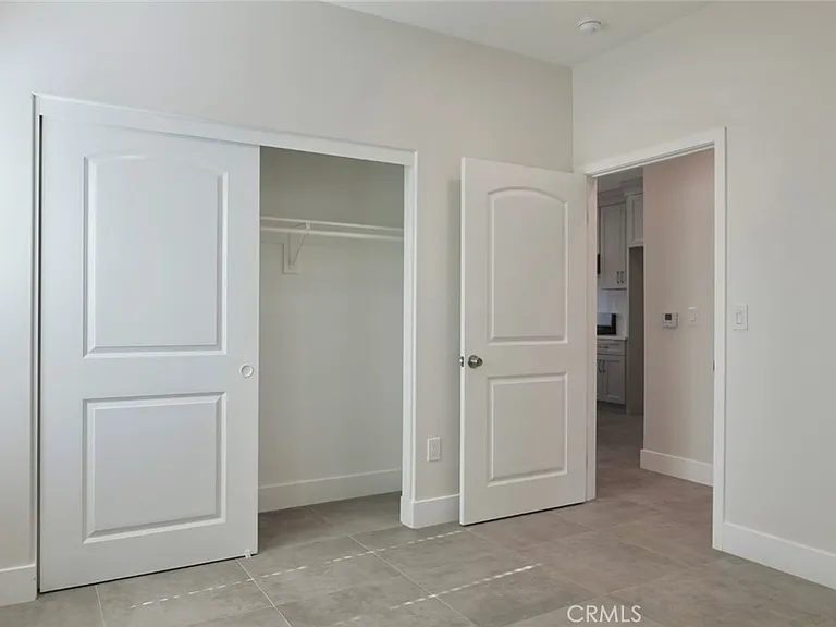 8171 Orangewood Ave — Photo 10