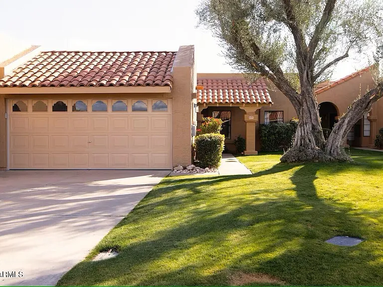 9073 E Evans Dr — Photo 2