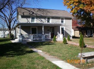728 3rd St, Columbus Junction, IA 52738