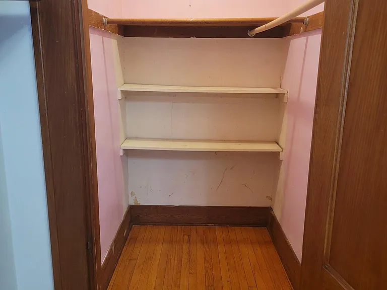 2822 N Hudson Ave — Photo 6