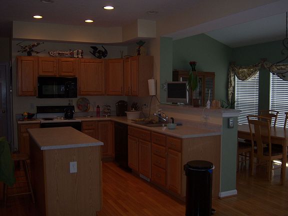 Kitchen & California Room
