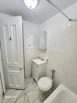 Rented by Oxford Property Group | media 5