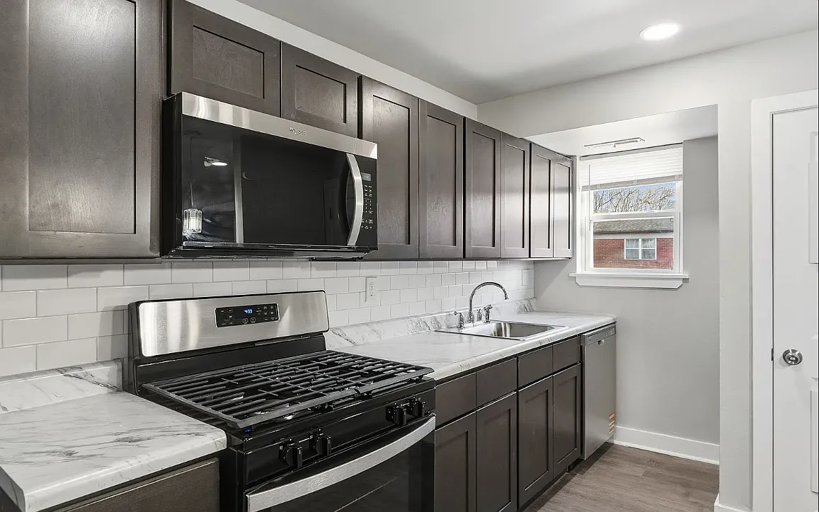 1 bed, 700 sqft, $1,395 — Photo 4