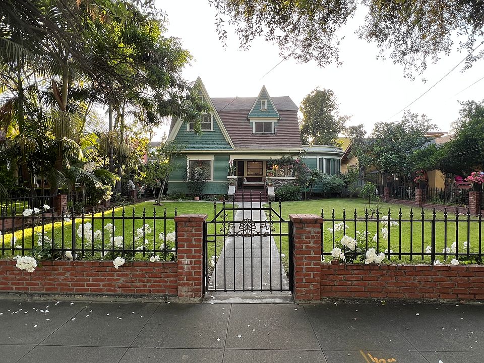 1st image of 747 N Raymond Ave