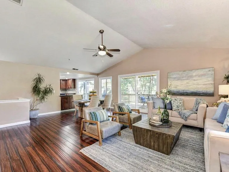 12341 Torrey Pines Dr — Photo 3