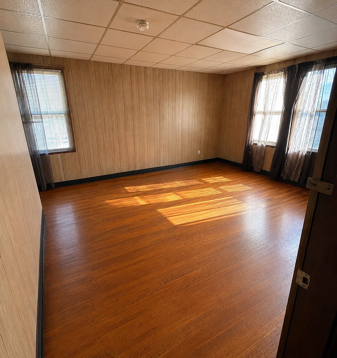 3 bed, $1,850 — Photo 2
