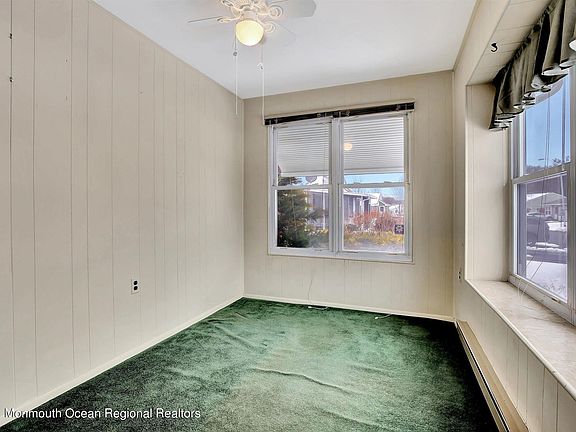4th image of 985 Constitution Boulevard #B