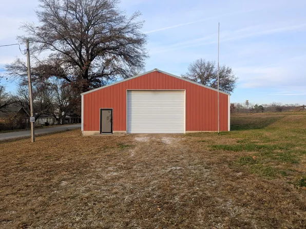 000 S 28th Road, Dunnegan, MO 65640