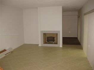 1615 16th Ln, Palm Beach Gardens, FL 33418