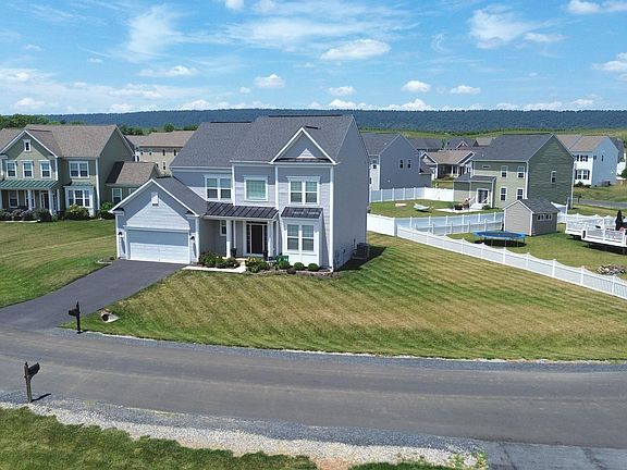 2nd image of 56 Tennyson Ct