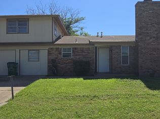 1609 Douglas Dr, Iowa Park, TX 76367