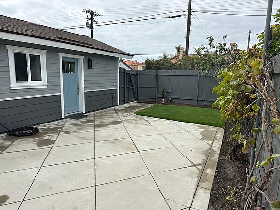 3rd image of 2298 Orange Ave Unit D