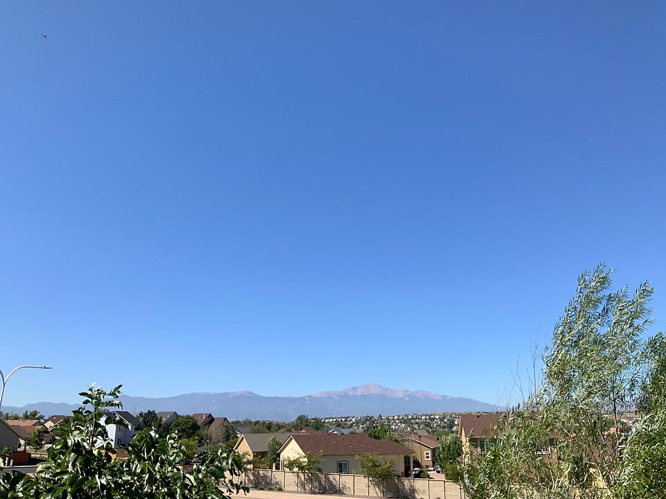 2nd image of 7012 Climbing Rose Ct