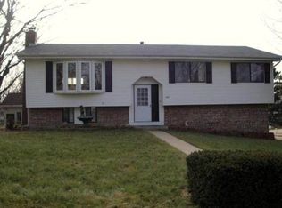 11655 Raleigh Dr, Omaha, NE 68164