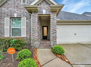 8126 Laughing Falcon Trl, Conroe, TX 77385