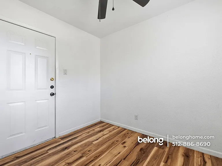 3103 Honeysuckle Cir #B — Photo 13