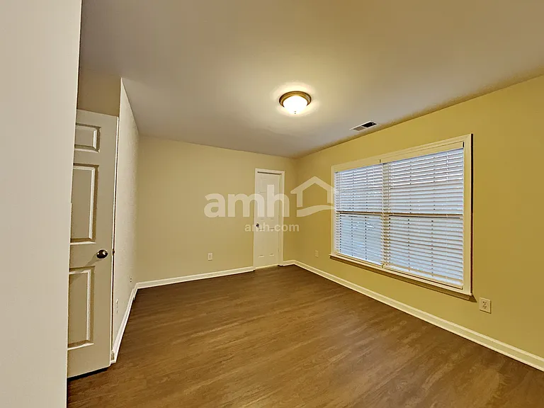 308 Springs Xing — Photo 21