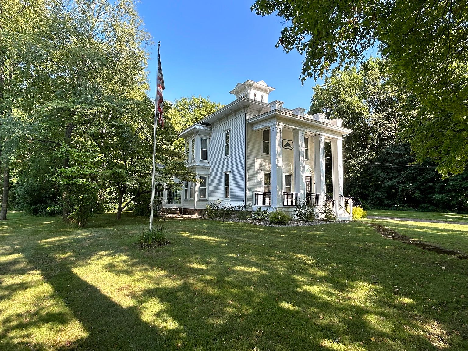 303 S Main St, Concord, MI 49237 MLS 23141356 Zillow