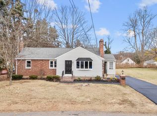 12 Hemingway Pl, New Haven, CT 06513