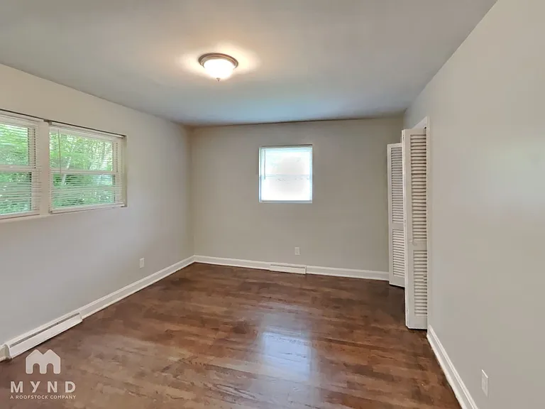 5201 Pinebrook Dr — Photo 14