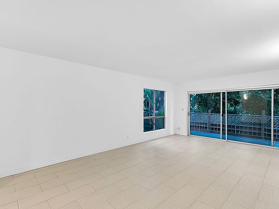 3rd image of 1230 Princeton St #5