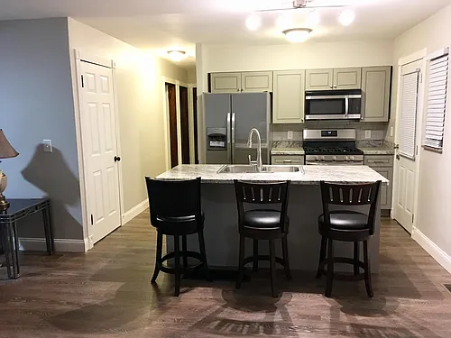 2251 Dartmouth Ave Photo 1