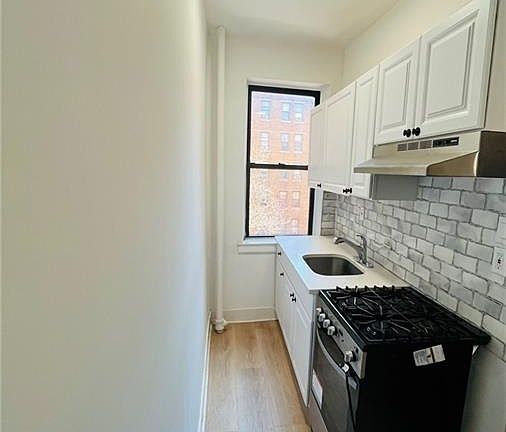 4th image of 3130 Brighton 6th St APT 4F