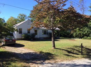 1105 Temon St, Hendersonville, NC 28739