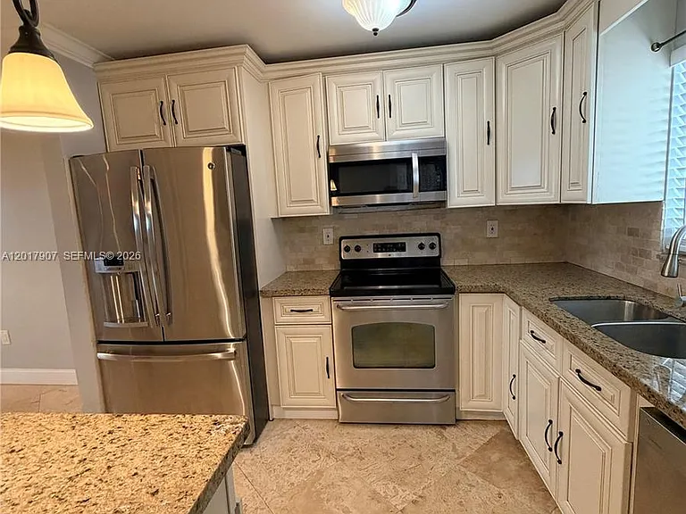 3300 Atlanta St #15C — Photo 8