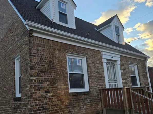 1315 W Keefe AVENUE, Milwaukee, WI 53206