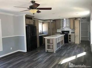 720 Valley View Dr, Stone Mountain, GA 30087