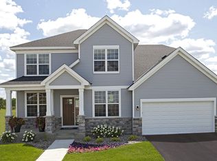 9283 Compass Pointe Rd, Woodbury, MN 55129