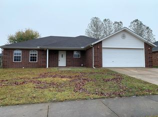 1907 SW Columbus Rd, Bentonville, AR 72712